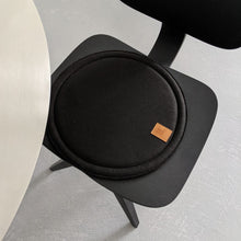 Load image into Gallery viewer, Round felt chair cushion in black color - 40 or 50 cm / Machine-washable seat pads for dinning chairs
