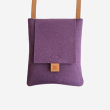 Load image into Gallery viewer, Felt messenger bag with vegan leather handle - multiple colors