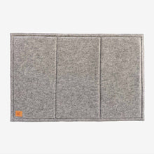 Load image into Gallery viewer, Dog day bed / Foldable travel mat for dogs