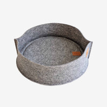 Load image into Gallery viewer, Cat nest with a pillow