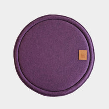 Load image into Gallery viewer, Cat nest with a pillow