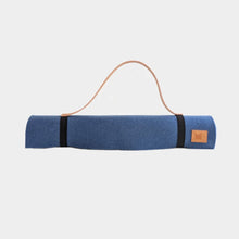 Load image into Gallery viewer, Roll-up dog travel mat