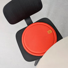 Load image into Gallery viewer, Round felt chair cushion in orange color - 40 or 50 cm / Machine-washable seat pads for dinning chairs
