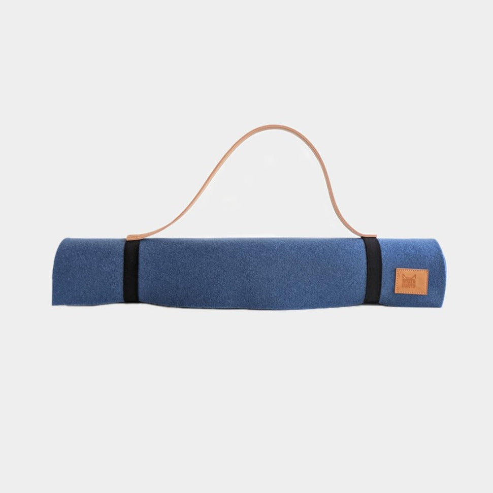 Roll up dog travel mat Molly Cooper